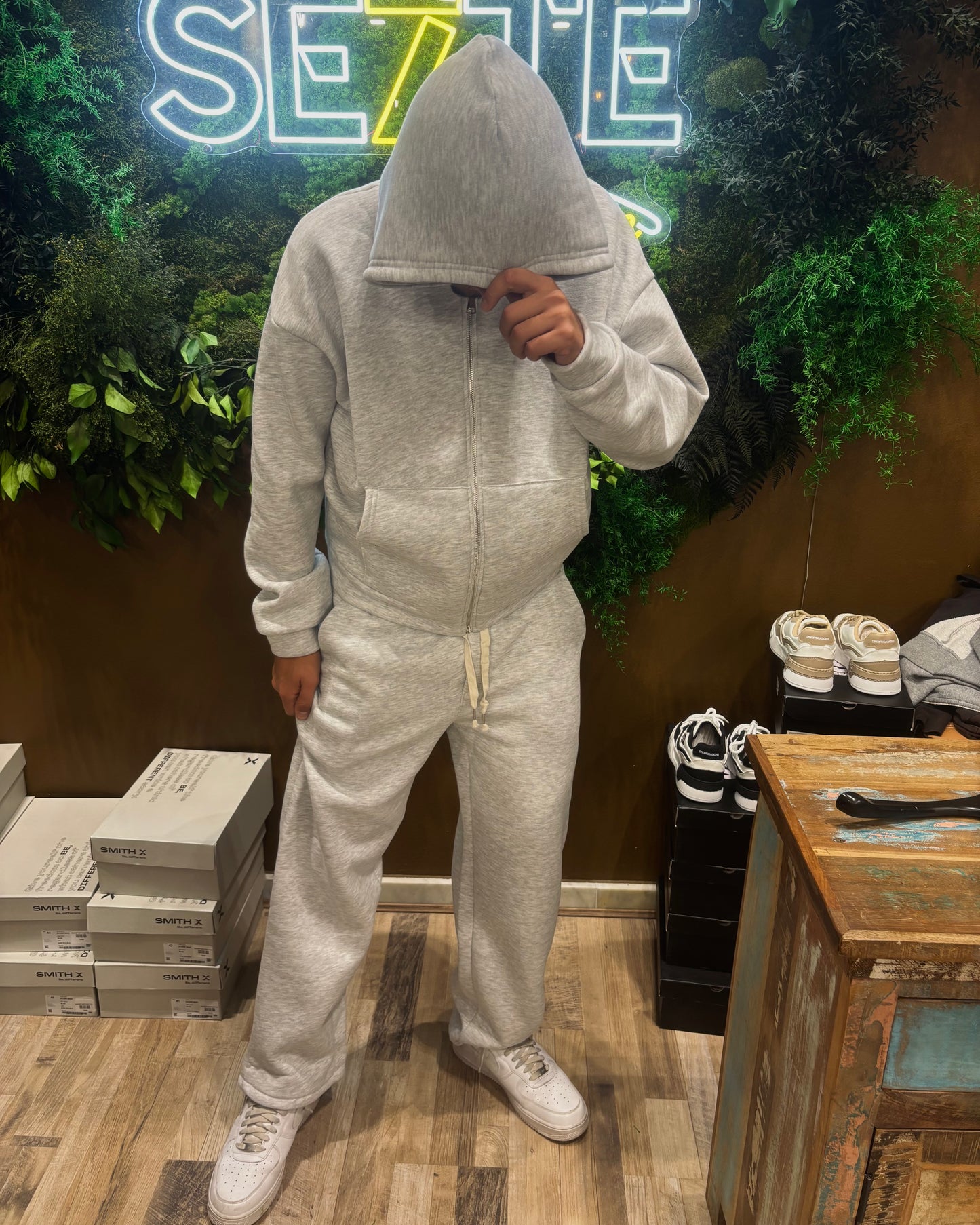 ZIP TRACKSUIT