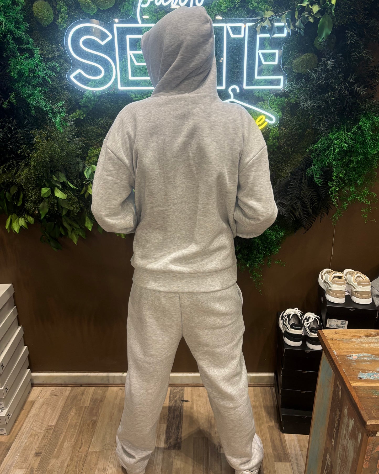 HOODIE TRACKSUIT